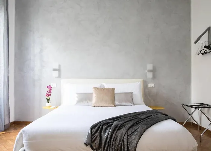 Silver Luxury Jacuzzi Suite Trastevere